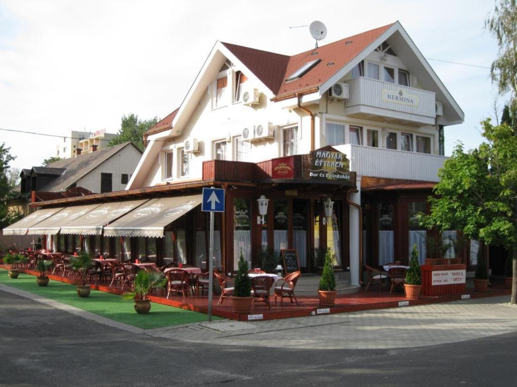 Hermina Panzio Siófok Exterior foto
